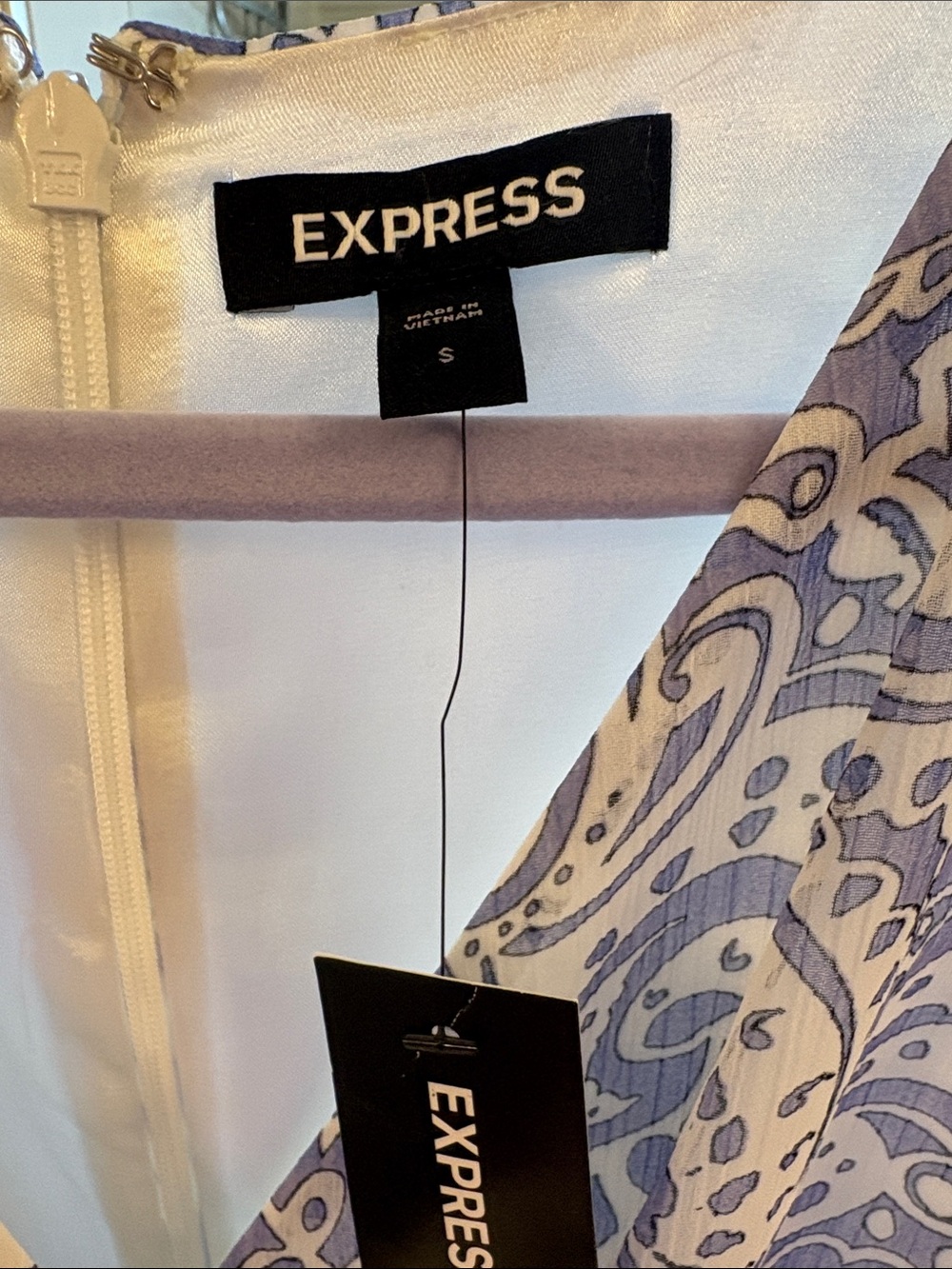 Dress Subcategory Identification - Picture 2 of 3